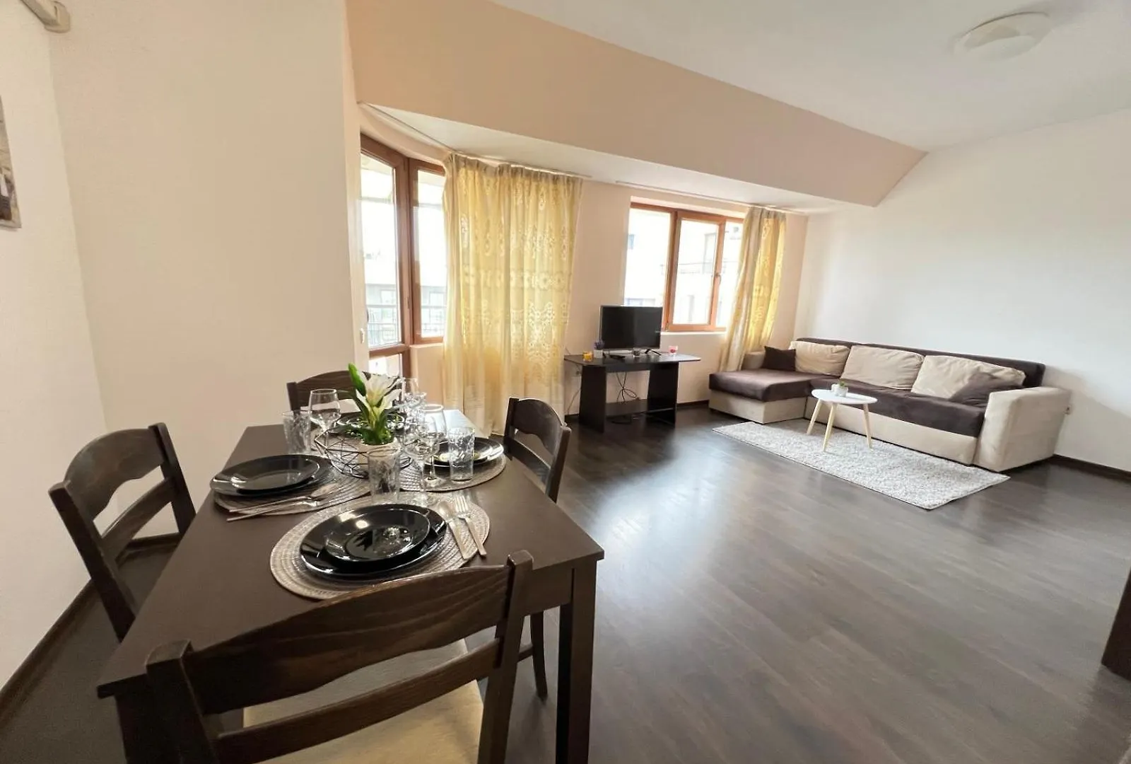 Lazur Apartment Aqua Burgas
